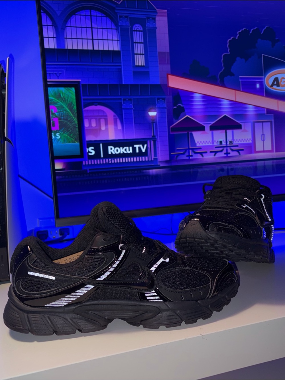 Nike Kids Black Reflective Mesh Sneakers V5 RNR - Picture 6 of 11